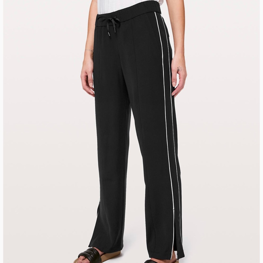 Lululemon On The Right Track Pant